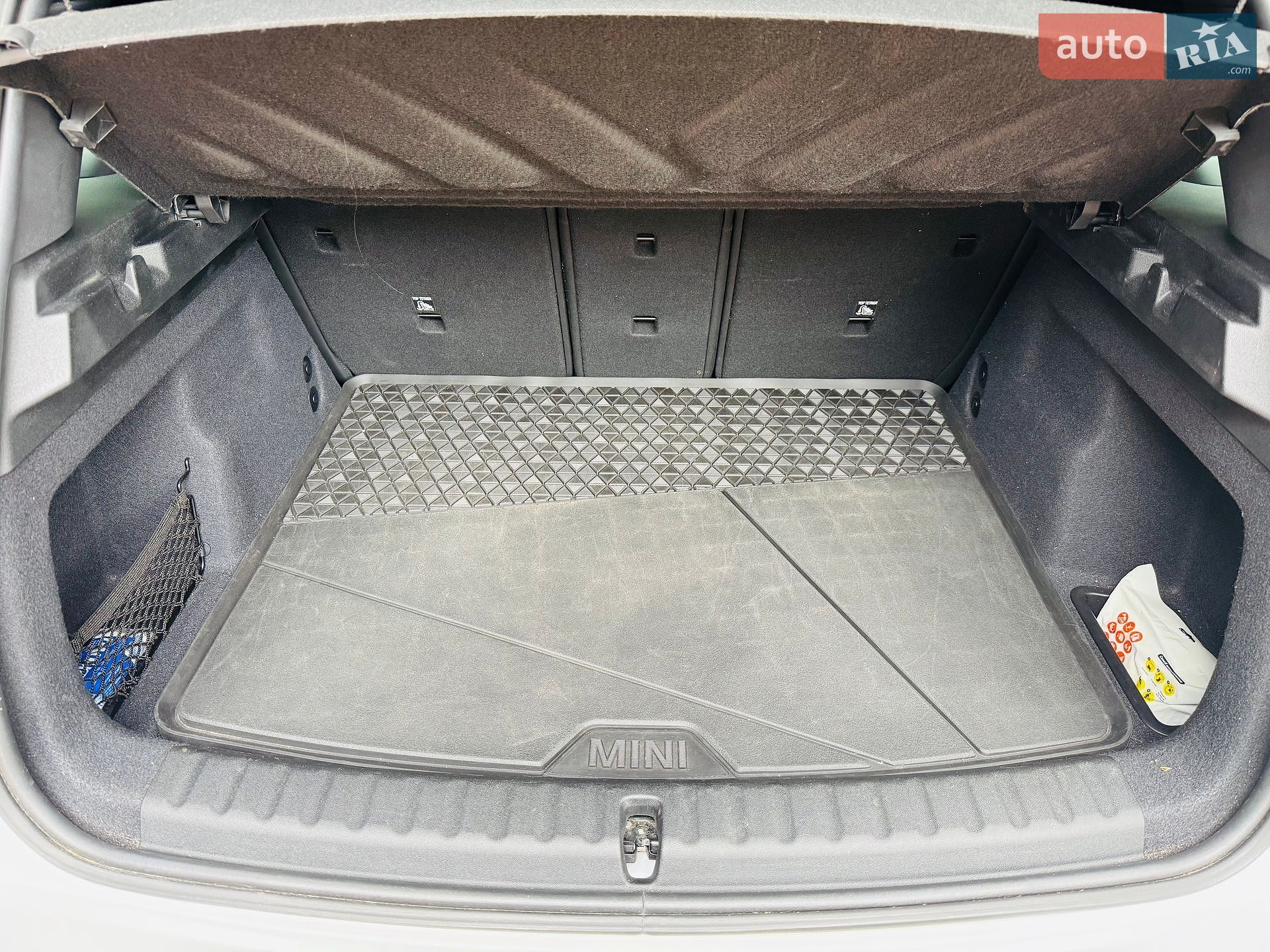 MINI Countryman 2024 VIN WMW11GA0507P19046 фото оголошення 10 з 17