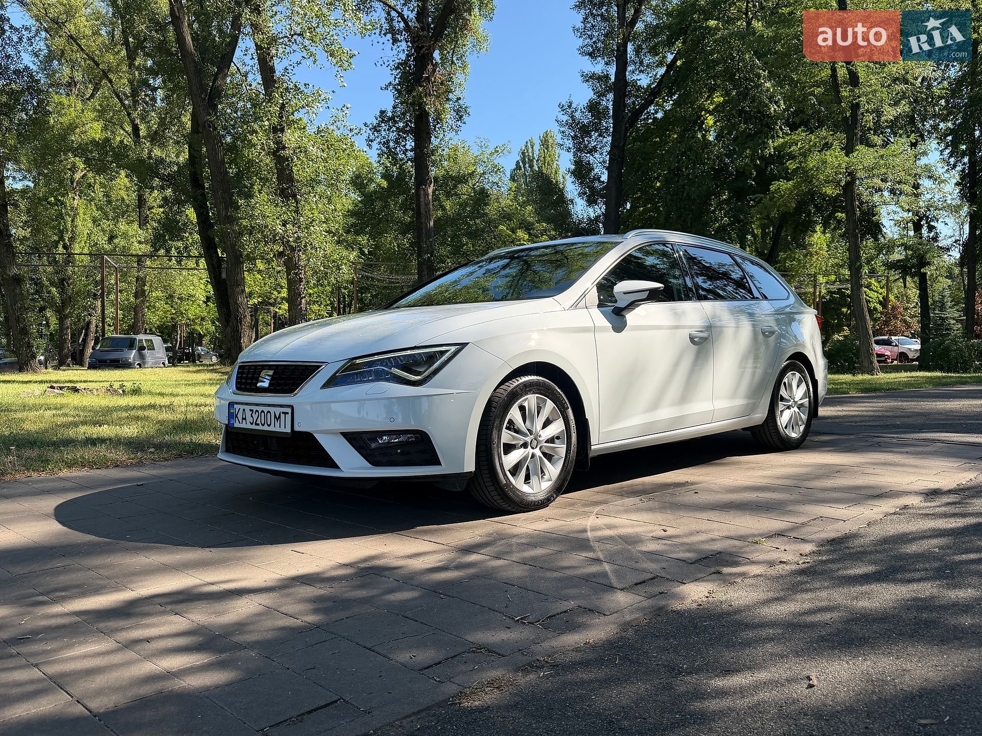 SEAT Leon 2019 VIN VSSZZZ5FZKR071884 фото оголошення 2 з 63