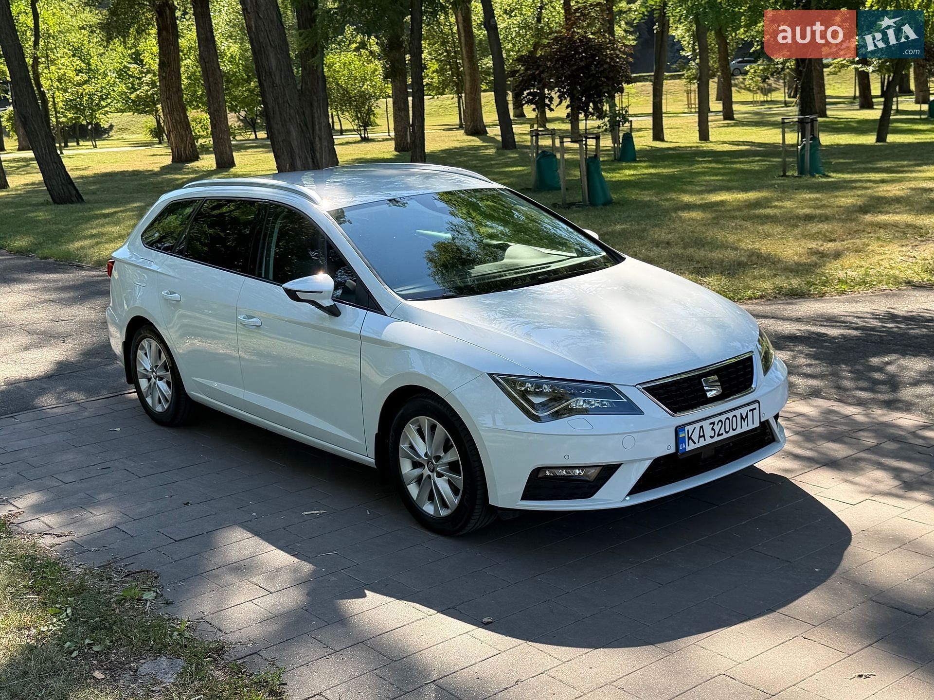 SEAT Leon 2019 VIN VSSZZZ5FZKR071884 фото оголошення 12 з 63
