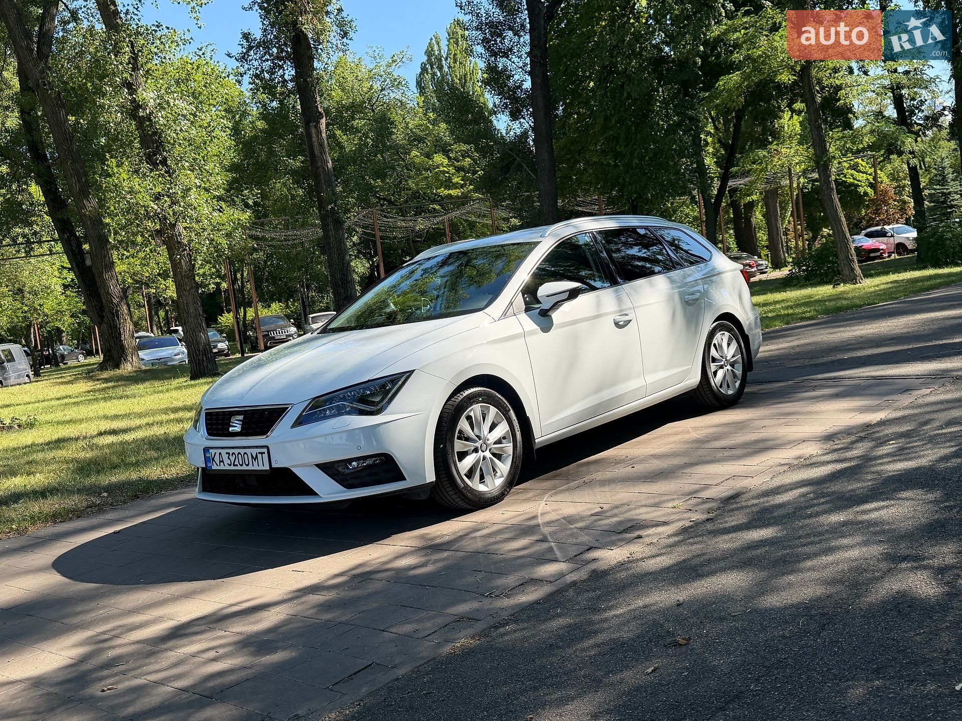 SEAT Leon 2019 VIN VSSZZZ5FZKR071884 фото оголошення 9 з 63