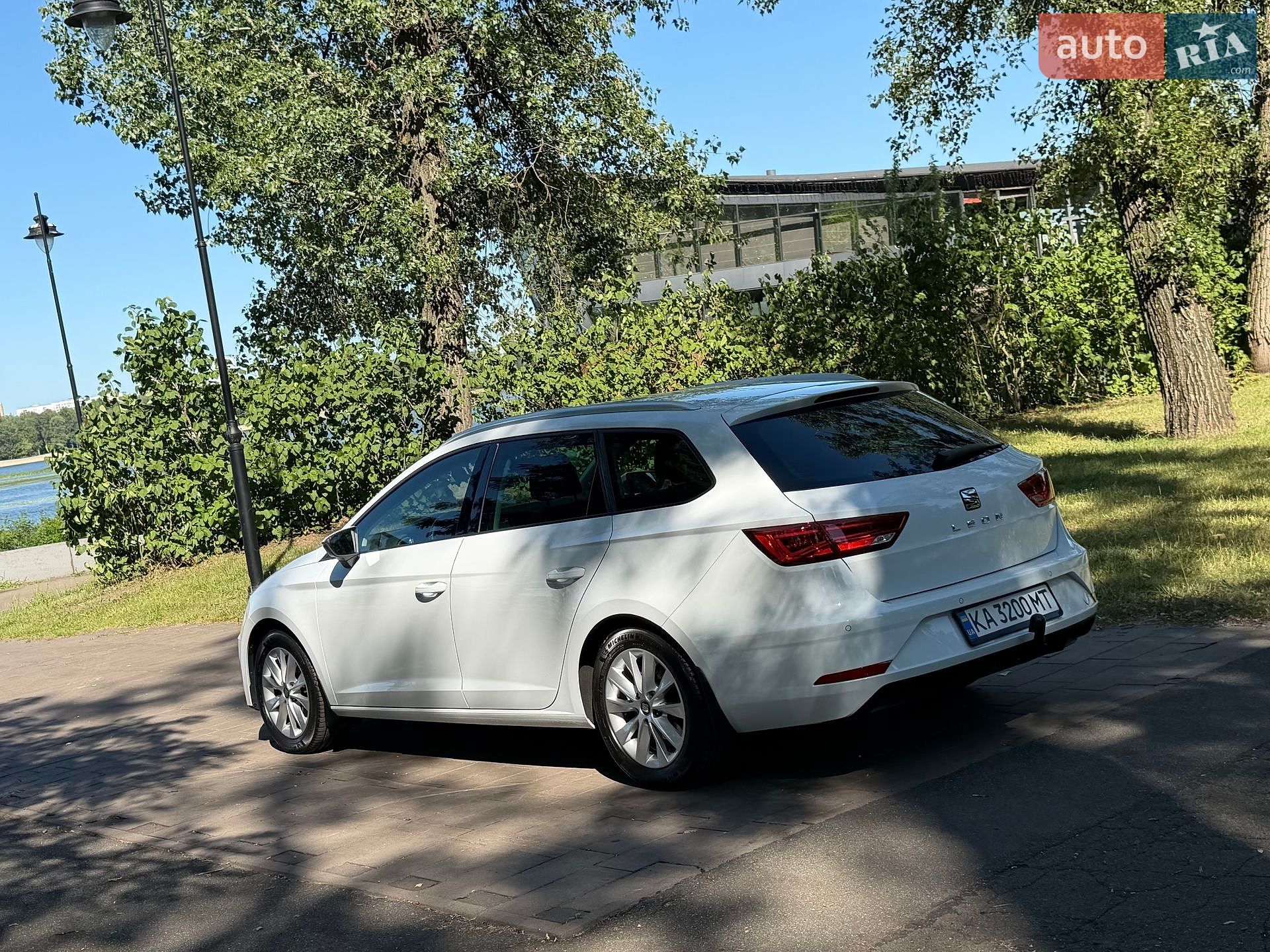 SEAT Leon 2019 VIN VSSZZZ5FZKR071884 фото оголошення 16 з 63