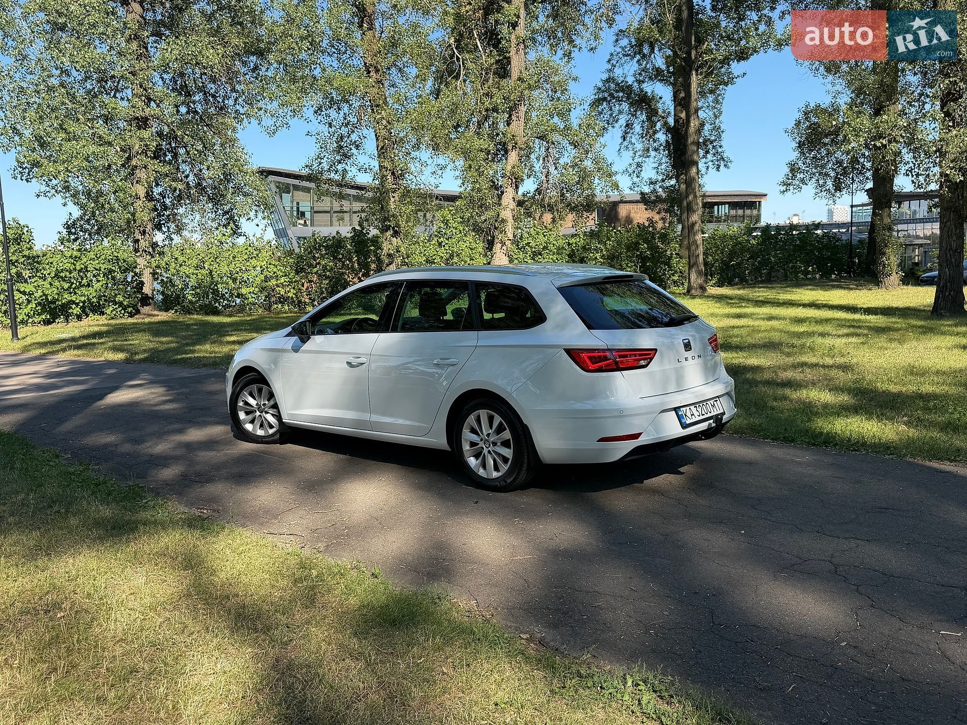 SEAT Leon 2019 VIN VSSZZZ5FZKR071884 фото оголошення 30 з 63