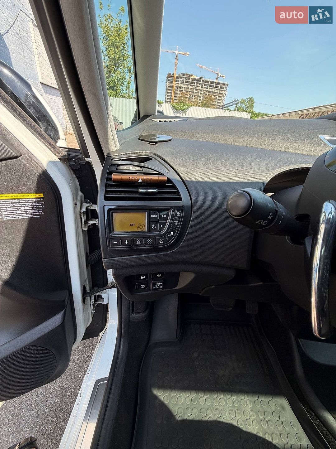 Citroen Grand C4 Picasso 2008 VIN VF7UARFJH45400847 фото оголошення 6 з 32