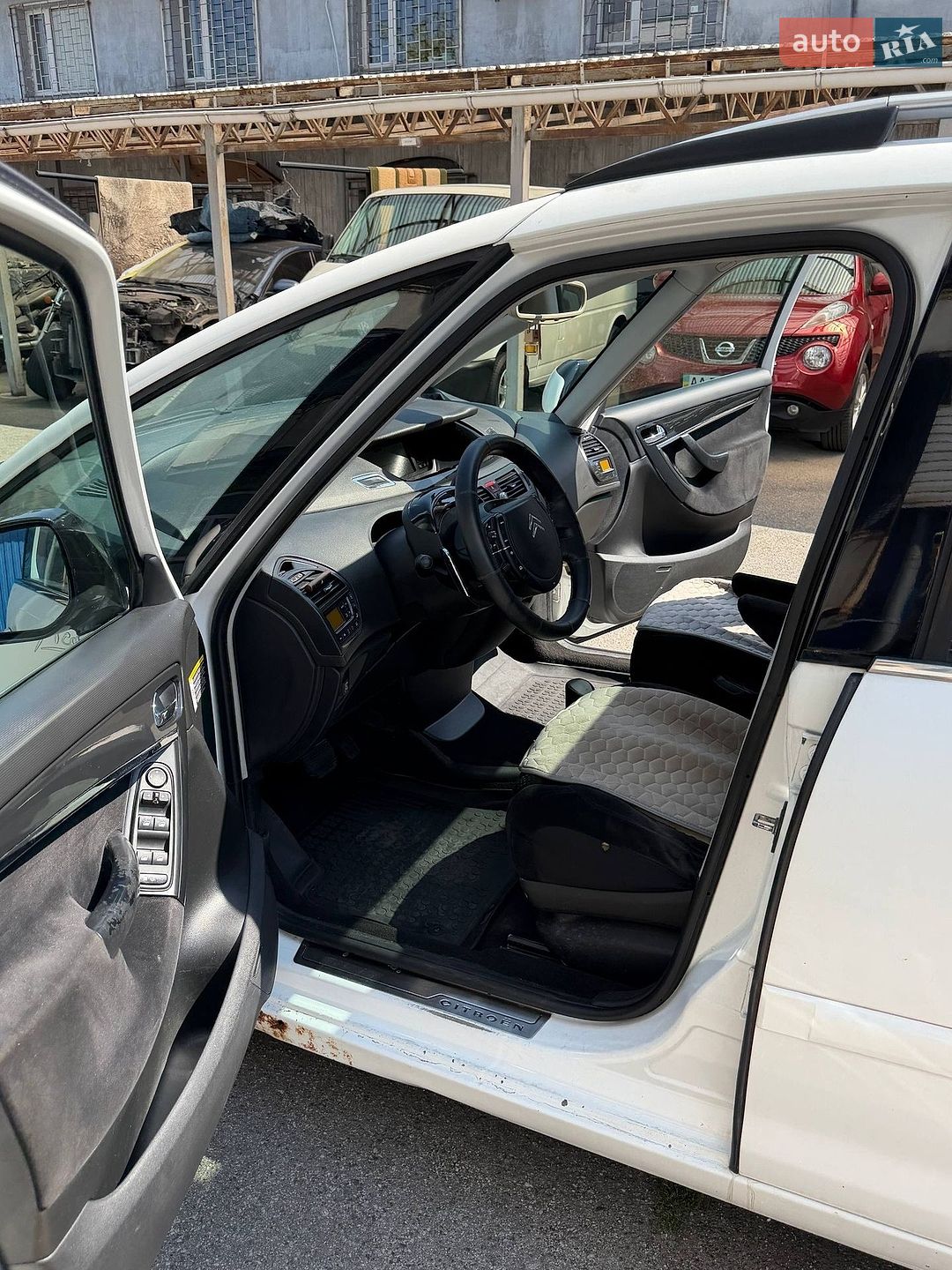 Citroen Grand C4 Picasso 2008 VIN VF7UARFJH45400847 фото оголошення 24 з 32