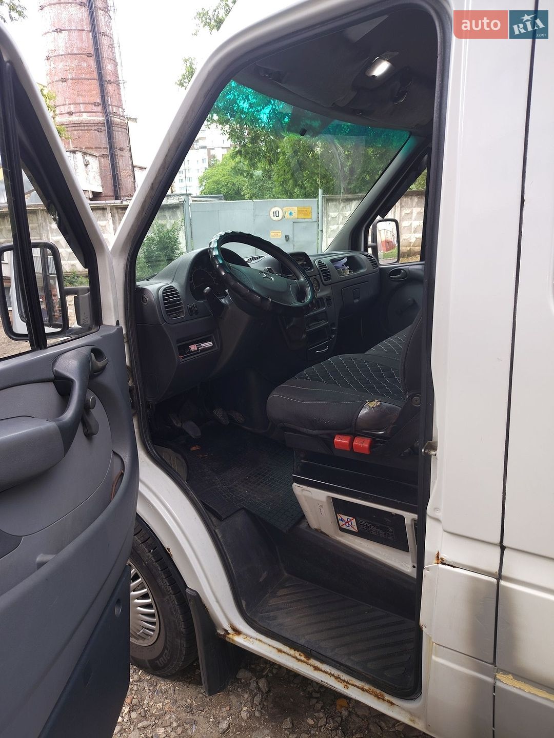 Mercedes-Benz Sprinter 2001 VIN WDB9036631R300004 фото оголошення 9 з 9
