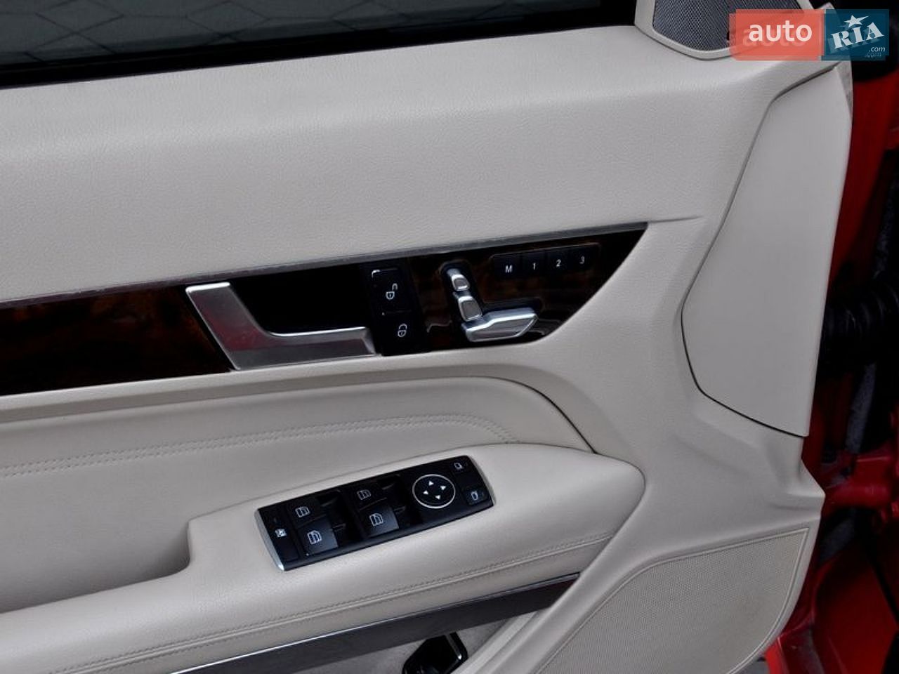 Mercedes-Benz E-Class 2013 VIN WDDKJ5KB9EF256911 фото оголошення 6 з 21