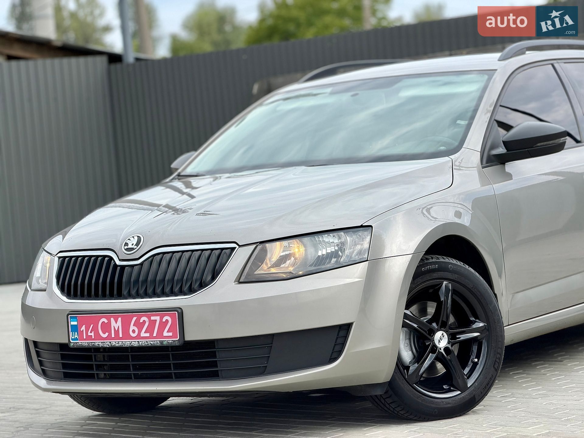 Skoda Octavia 2014 VIN TMBJC7NE6E0110700 фото оголошення 5 з 85