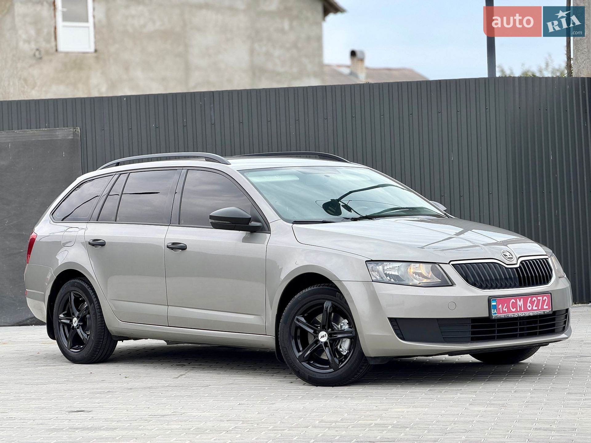 Skoda Octavia 2014 VIN TMBJC7NE6E0110700 фото оголошення 17 з 85