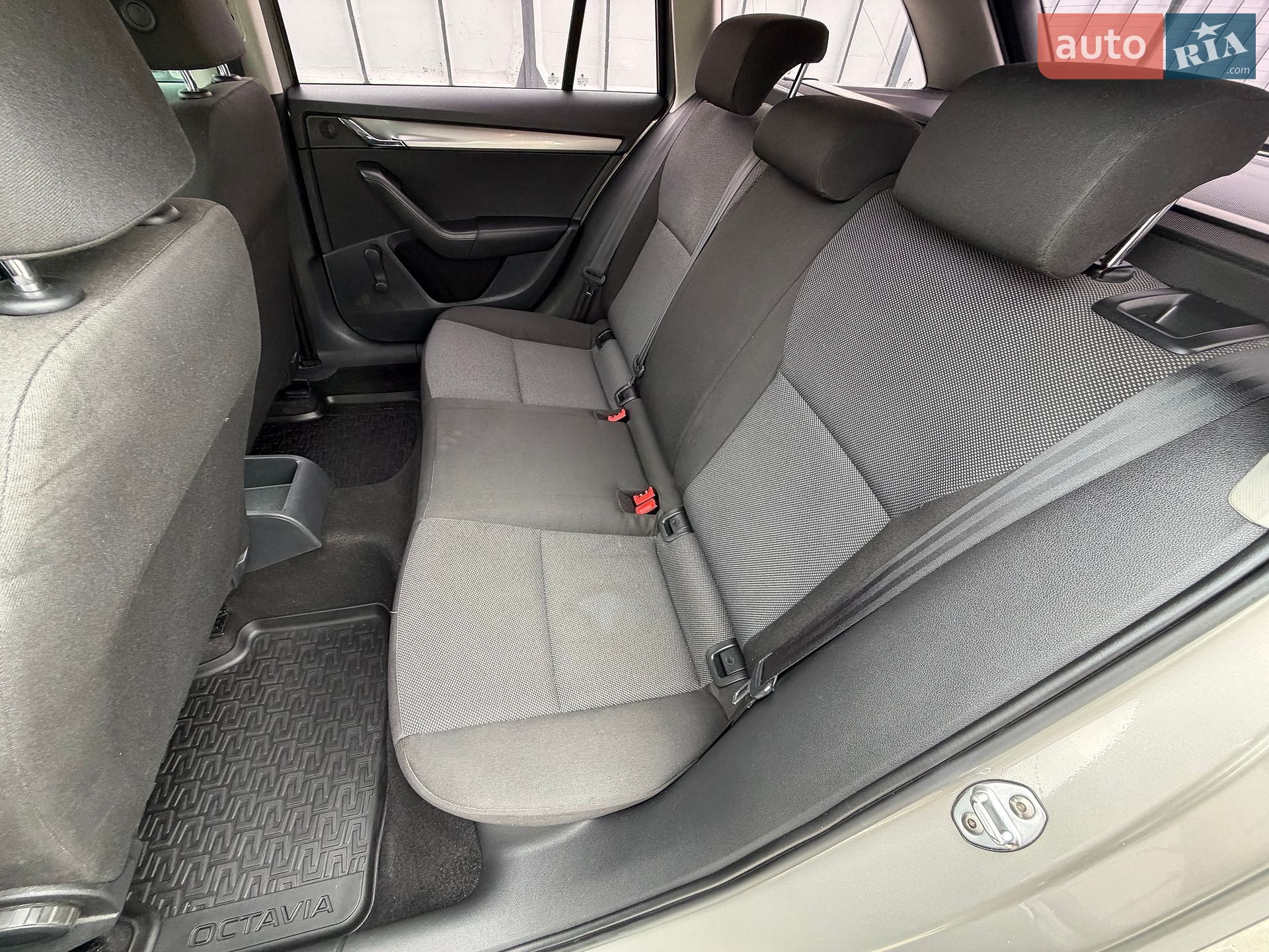 Skoda Octavia 2014 VIN TMBJC7NE6E0110700 фото оголошення 54 з 85