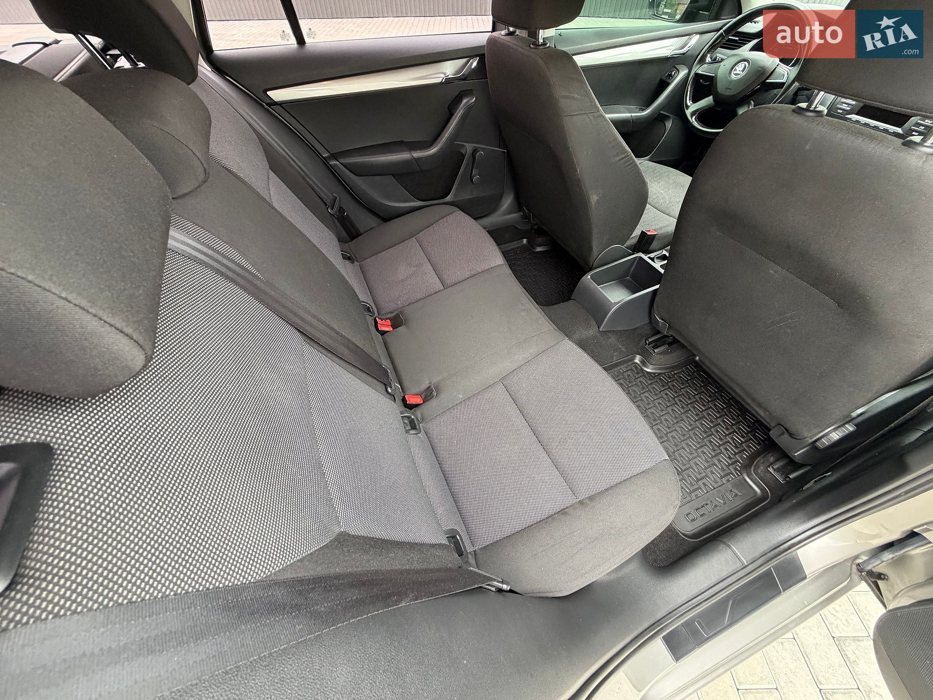 Skoda Octavia 2014 VIN TMBJC7NE6E0110700 фото оголошення 70 з 85
