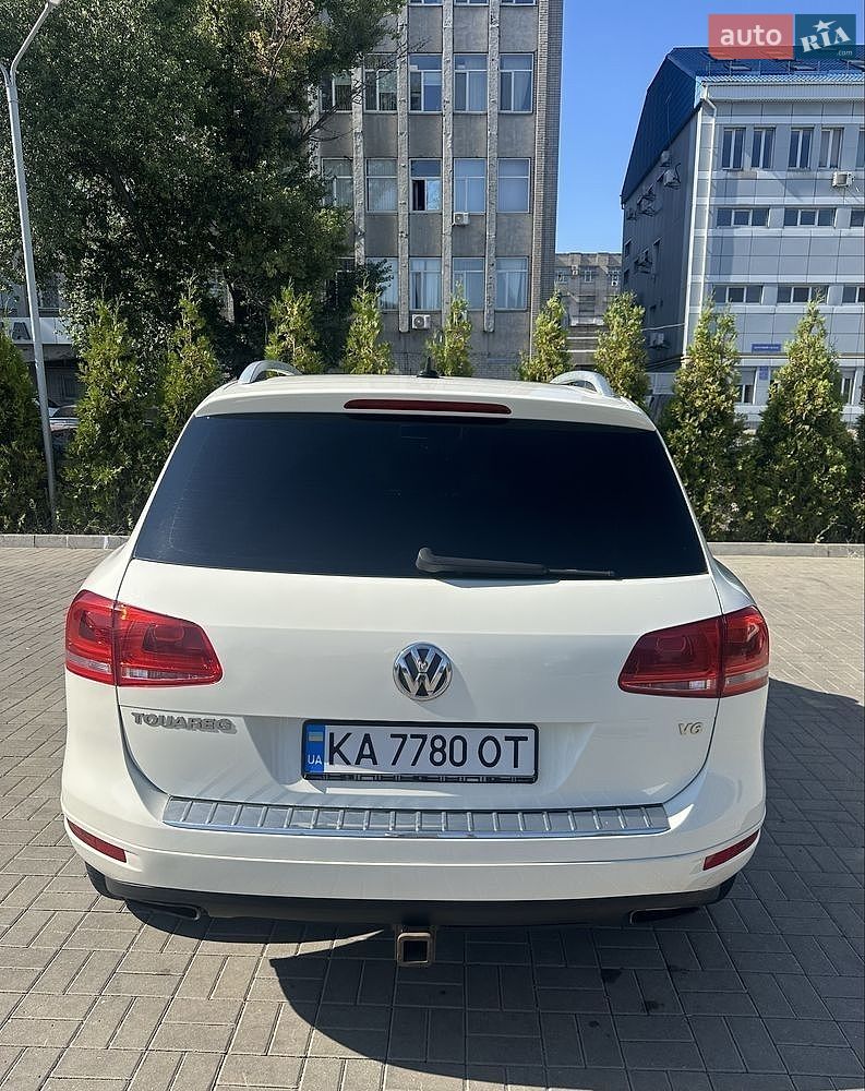 Volkswagen Touareg 2010 VIN WVGFF9BP2BD003741 фото оголошення 2 з 10