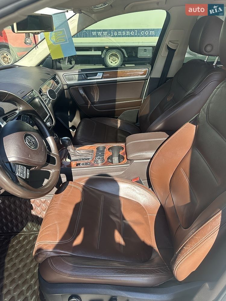 Volkswagen Touareg 2010 VIN WVGFF9BP2BD003741 фото оголошення 5 з 10