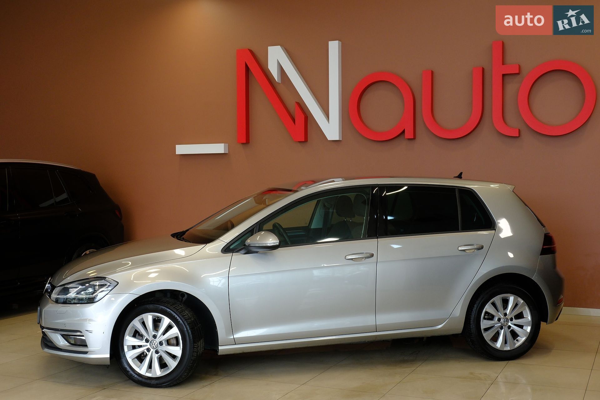Volkswagen Golf 2019 VIN WVWZZZAUZLP000217 фото оголошення 11 з 33