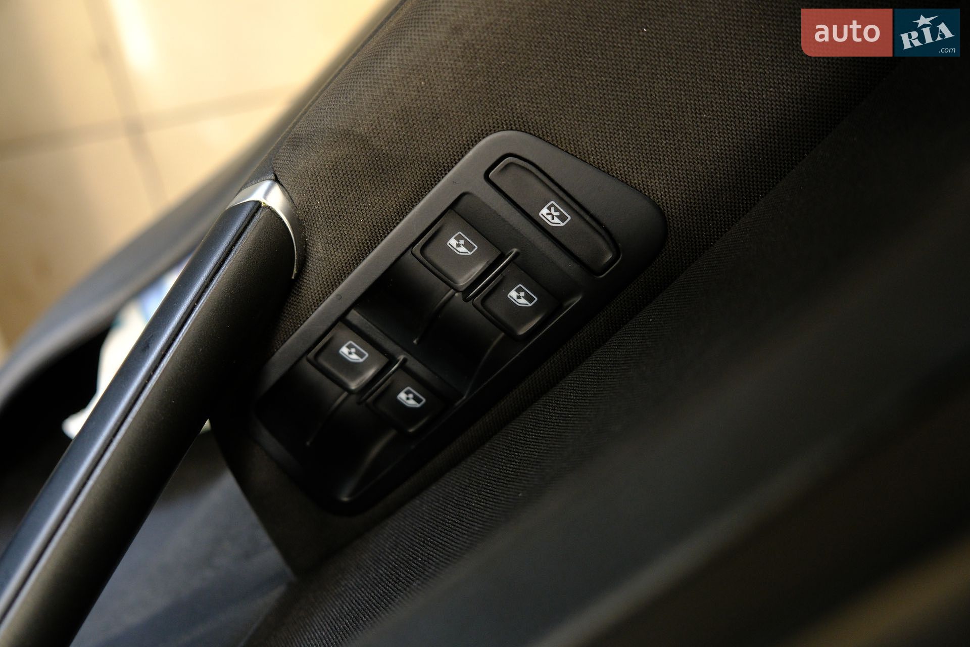 Volkswagen Golf 2019 VIN WVWZZZAUZLP000217 фото оголошення 21 з 33