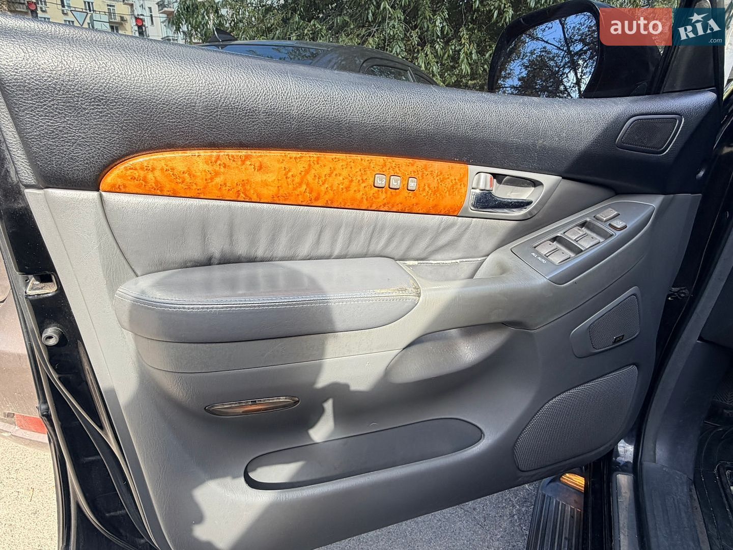Lexus GX 2005 VIN JTJBT20XX50083031 фото оголошення 26 з 39