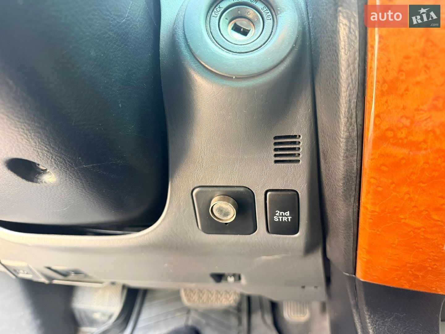 Lexus GX 2005 VIN JTJBT20XX50083031 фото оголошення 18 з 39