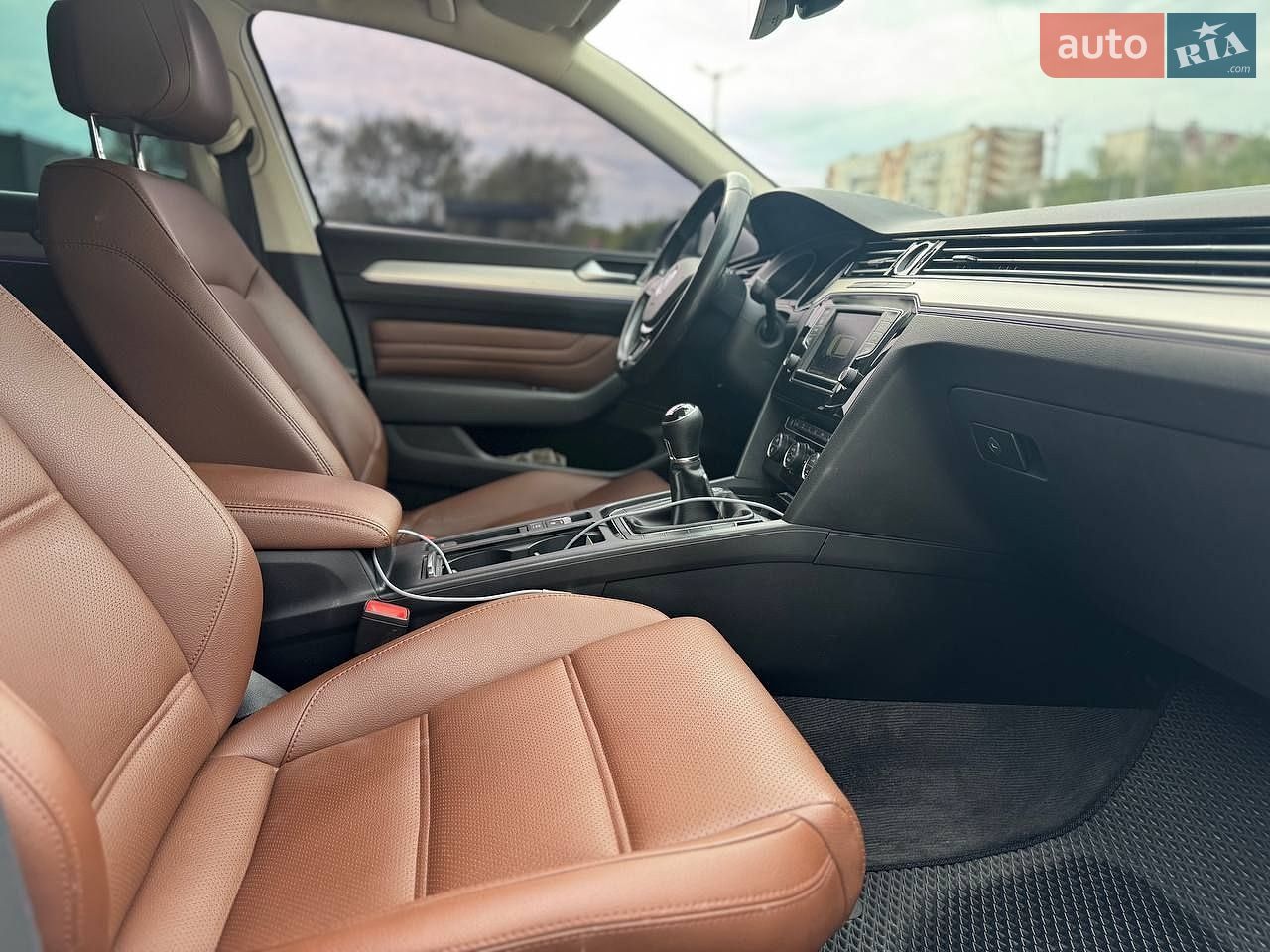 Volkswagen Passat 2015 VIN WVWZZZ3CZGP002133 фото оголошення 18 з 24