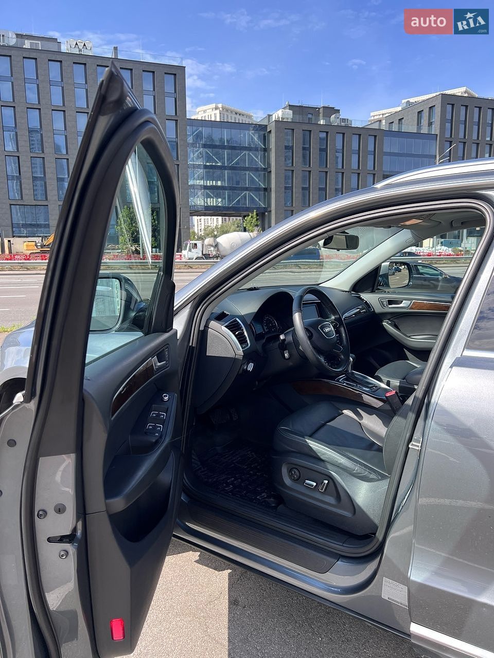 Audi Q5 2015 VIN WA1CFAFP4FA113596 фото оголошення 8 з 16