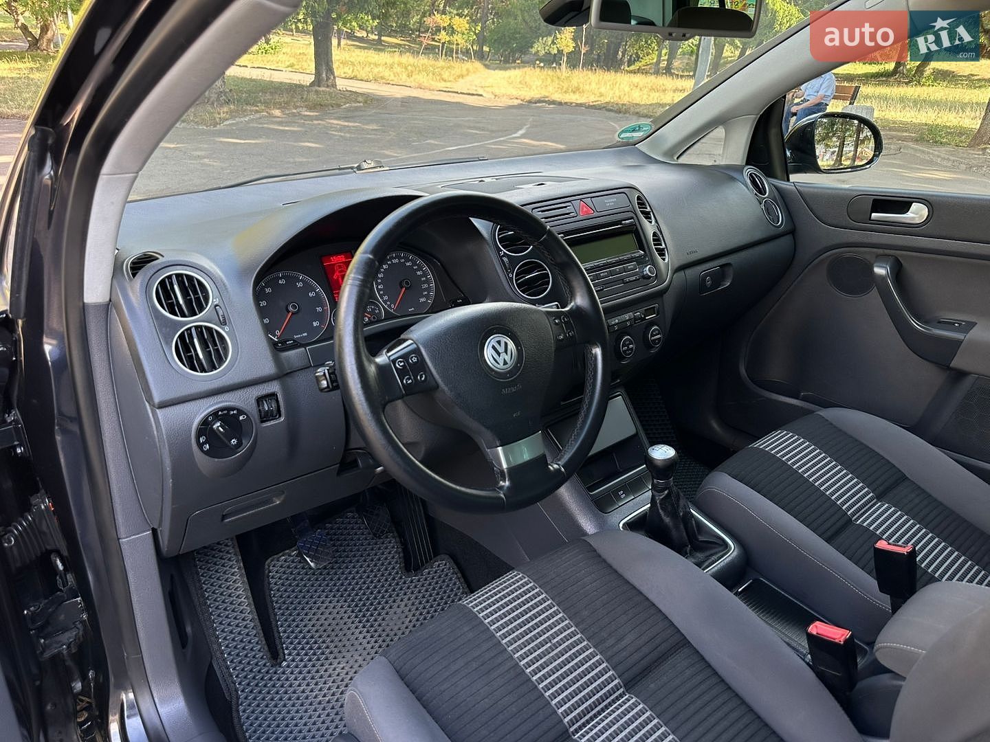 Volkswagen Golf Plus 2008 VIN WVWZZZ1KZ9W823321 фото оголошення 45 з 60