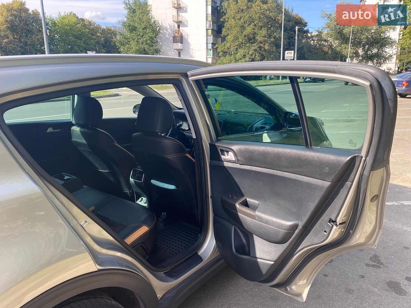 Kia Sportage 2017 VIN U5YPG815GHL361902 фото оголошення 18 з 27