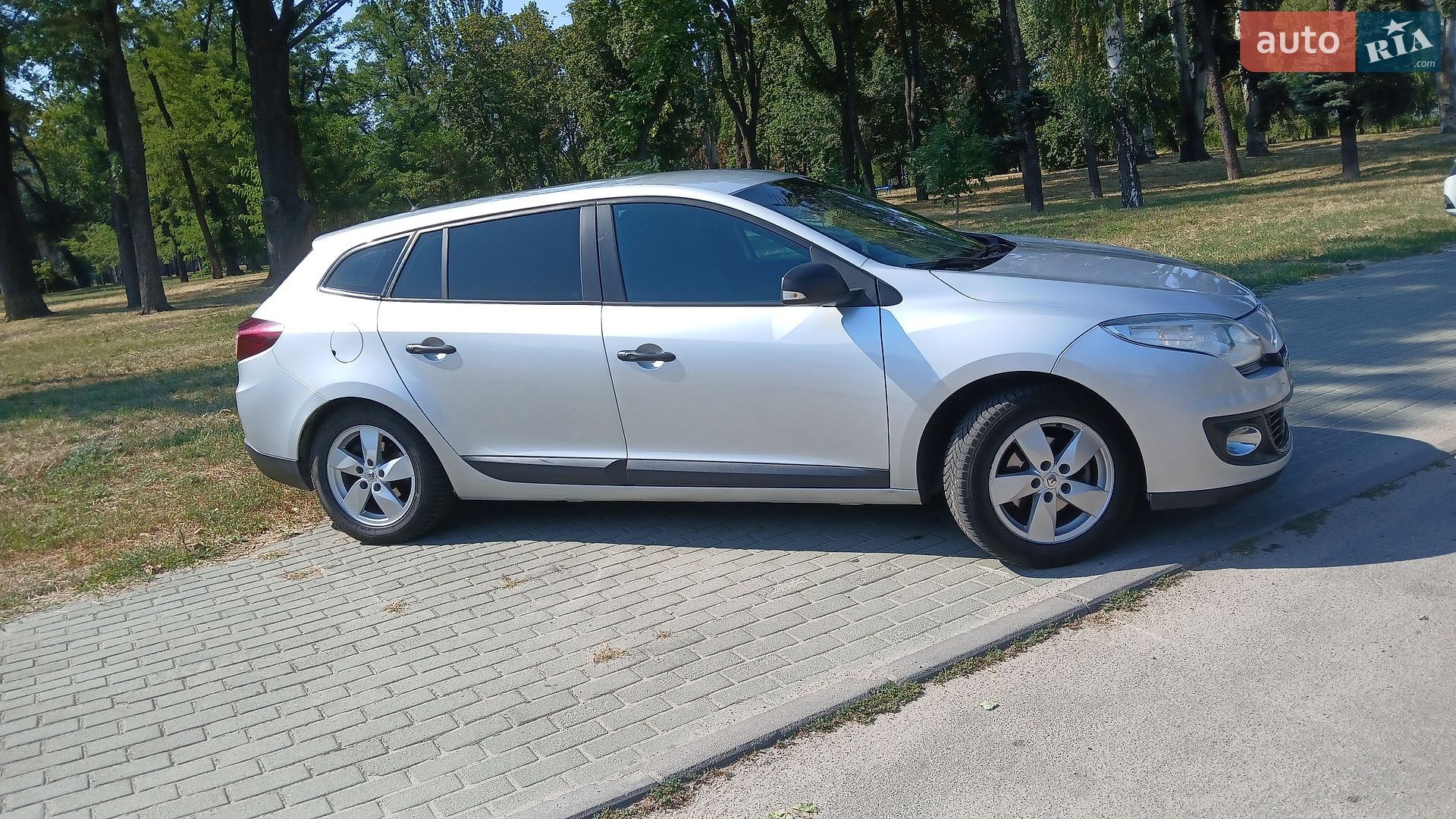 Renault Megane 2012 VIN VF1KZ5G0247037194 фото оголошення 2 з 26