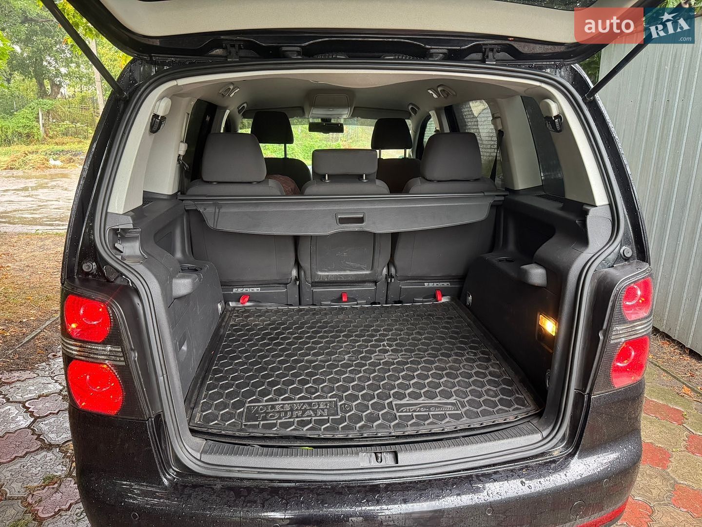 Volkswagen Touran 2009 VIN WVGZZZ1TZAW010307 фото оголошення 7 з 12