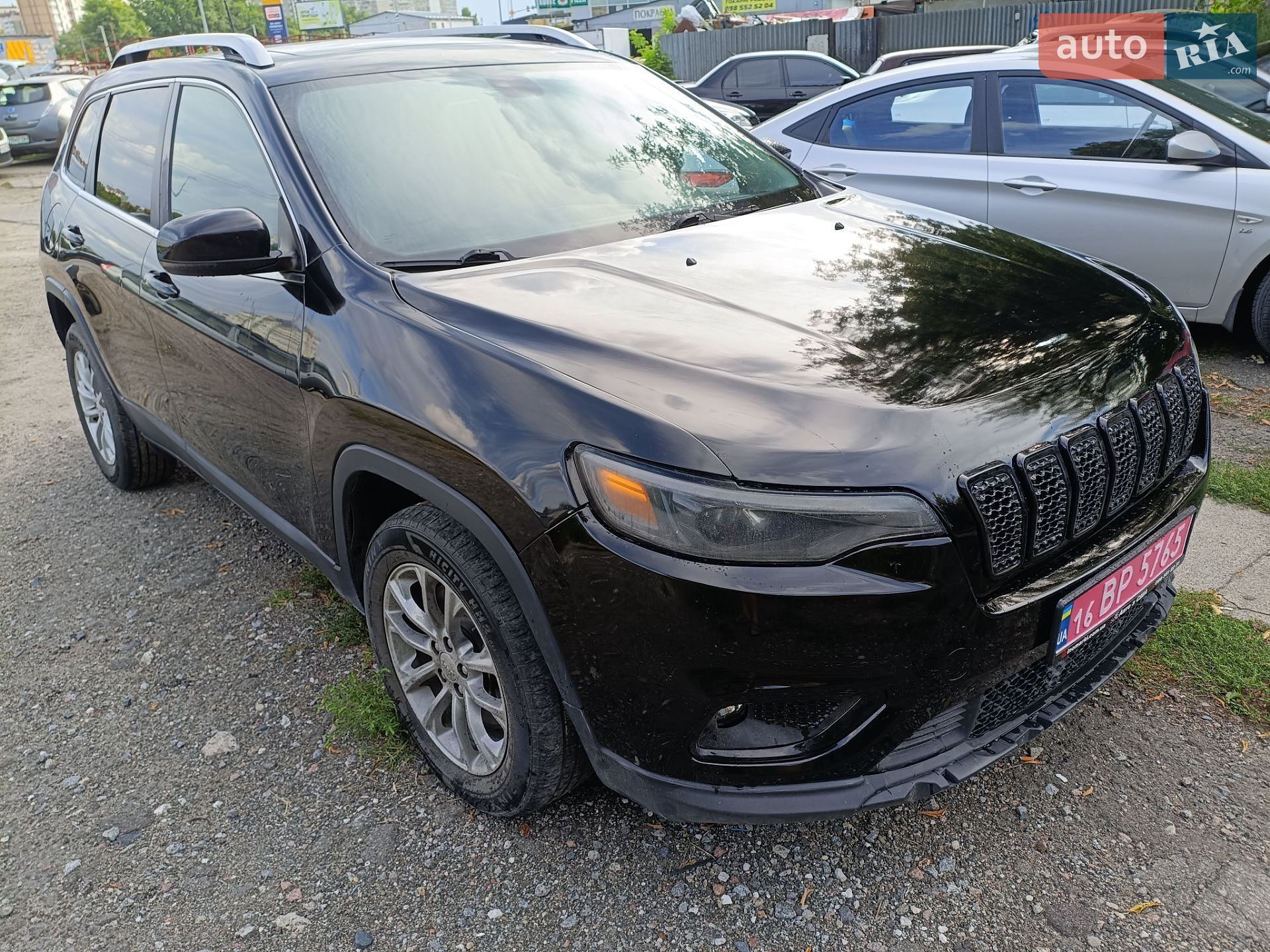 Jeep Cherokee 2019 VIN 1C4PJLLBXKD340682 фото оголошення 8 з 9