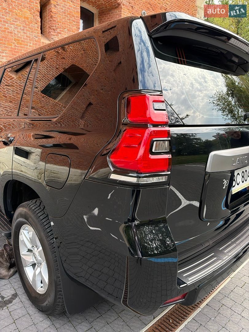 Toyota Land Cruiser Prado 2019 VIN JTEBU3FJX0K172308 фото оголошення 7 з 47