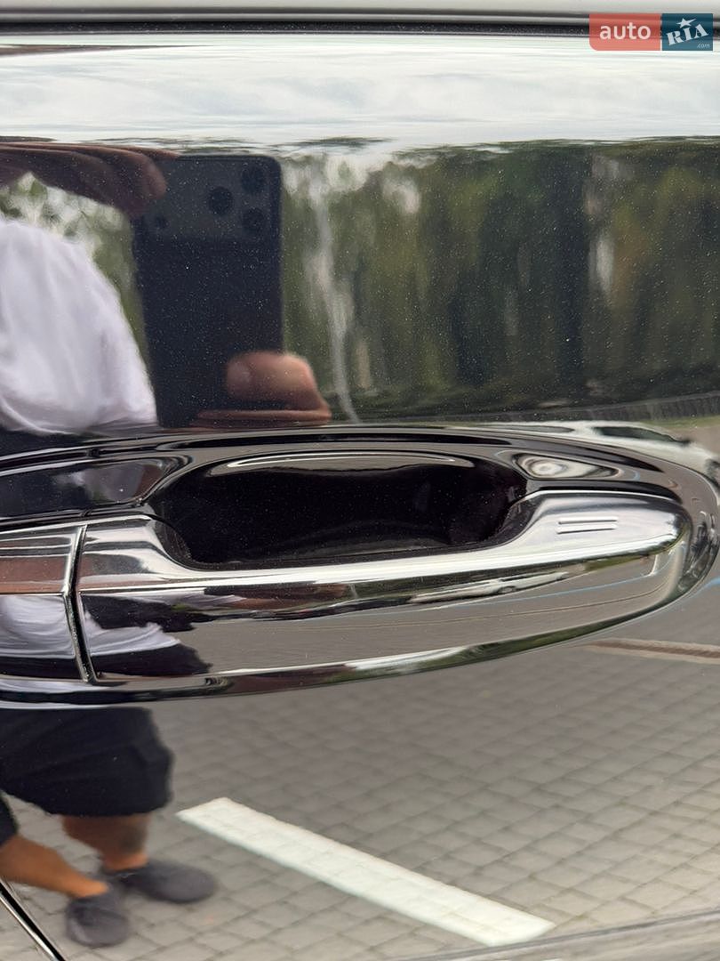 Toyota Land Cruiser Prado 2019 VIN JTEBU3FJX0K172308 фото оголошення 10 з 47