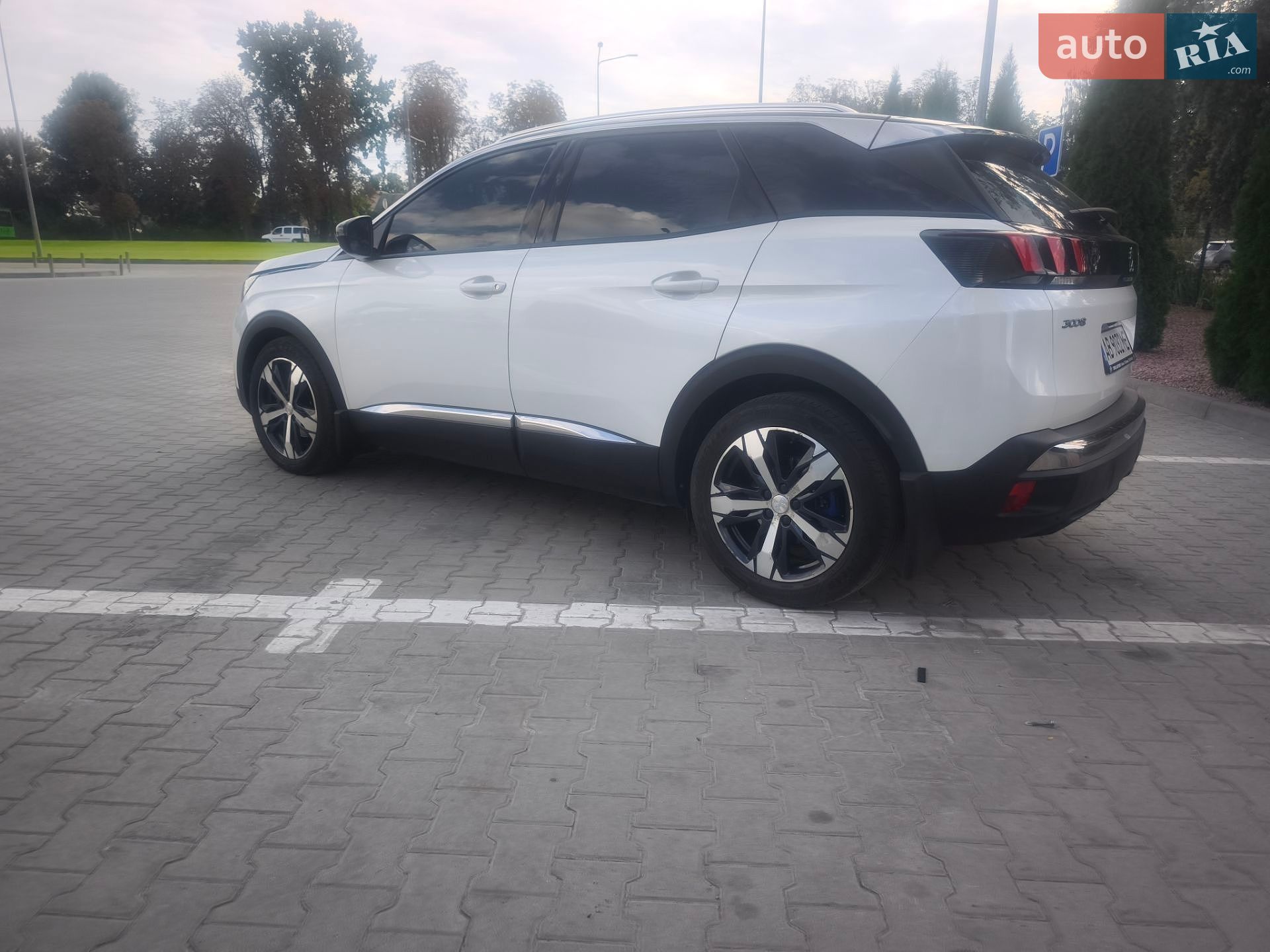 Peugeot 3008 2017 VIN VF3MJAHXVHS220555 фото оголошення 9 з 27