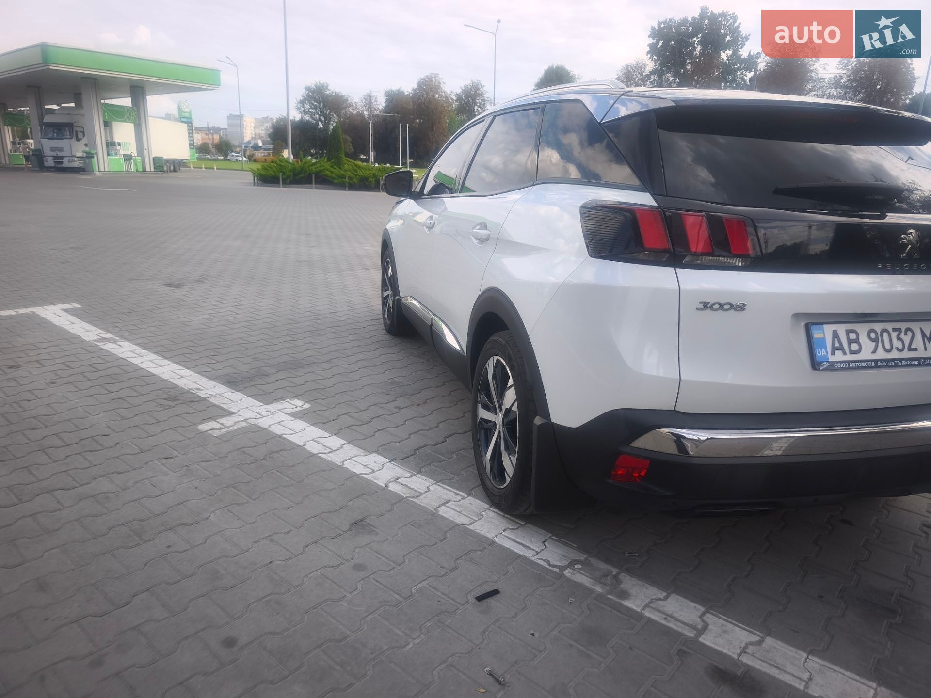Peugeot 3008 2017 VIN VF3MJAHXVHS220555 фото оголошення 11 з 27
