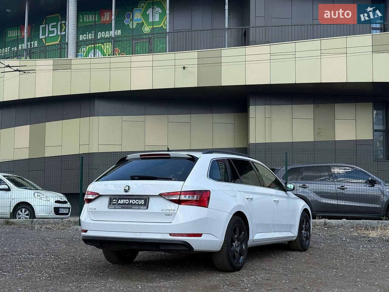 Skoda Superb 2016 VIN TMBLJ7NP8H7027264 фото оголошення 8 з 27
