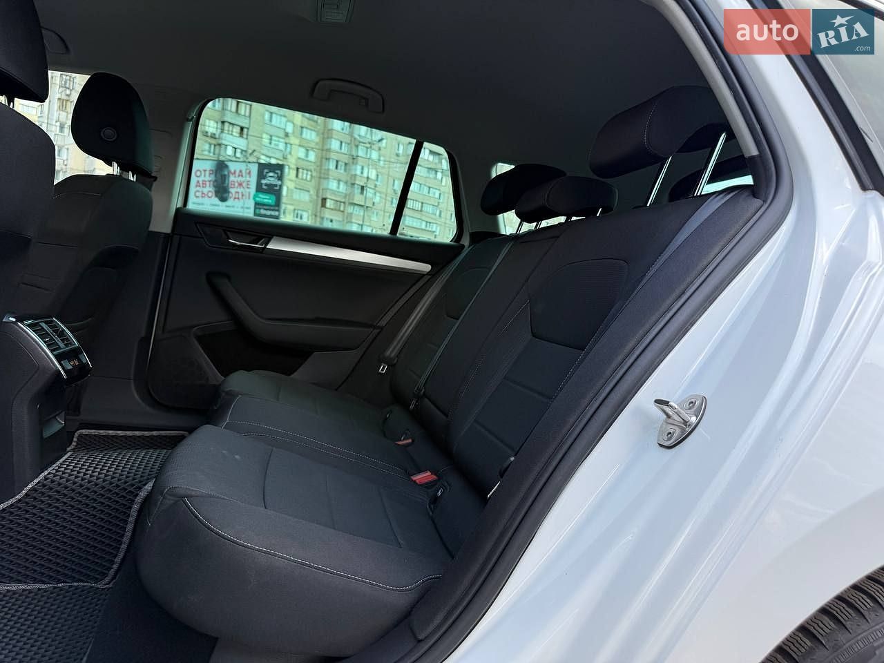 Skoda Superb 2016 VIN TMBLJ7NP8H7027264 фото оголошення 10 з 27