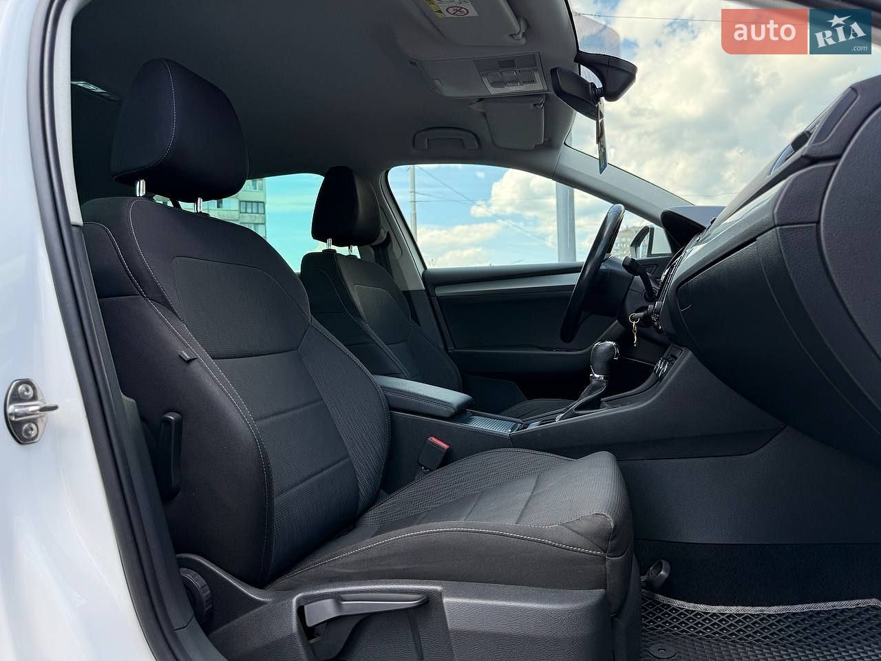 Skoda Superb 2016 VIN TMBLJ7NP8H7027264 фото оголошення 12 з 27