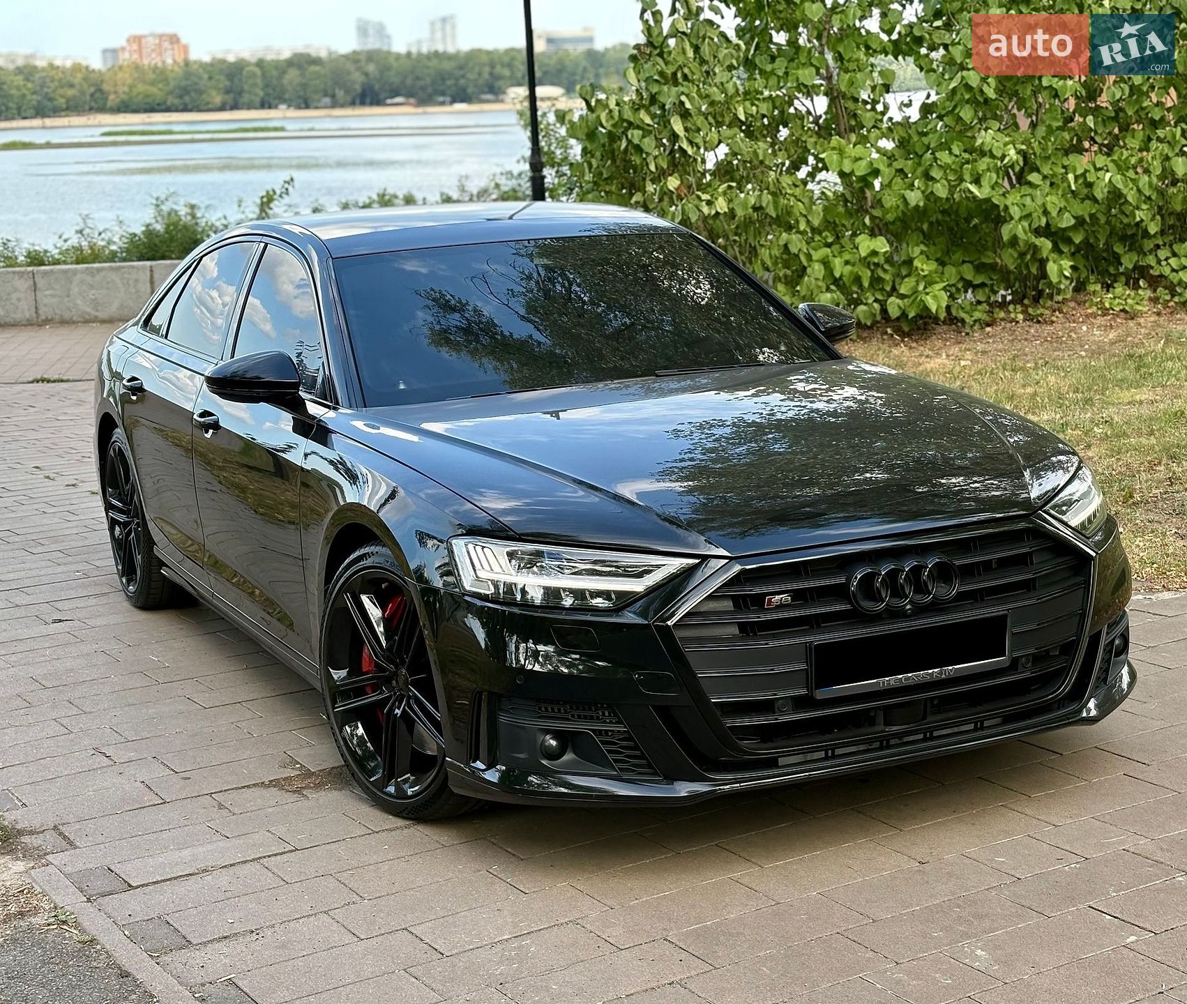 Audi S8 2021 VIN WAUZZZF80MN023475 фото оголошення 6 з 42