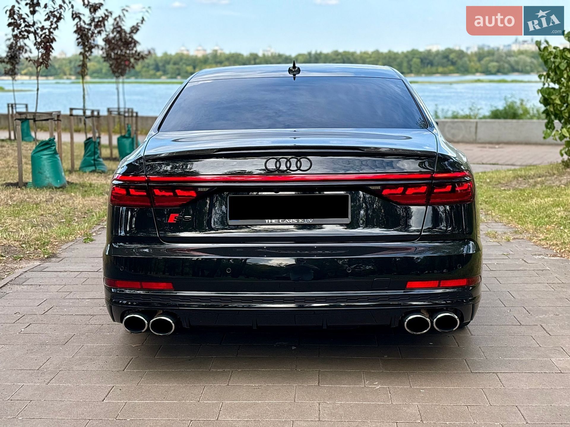 Audi S8 2021 VIN WAUZZZF80MN023475 фото оголошення 13 з 42