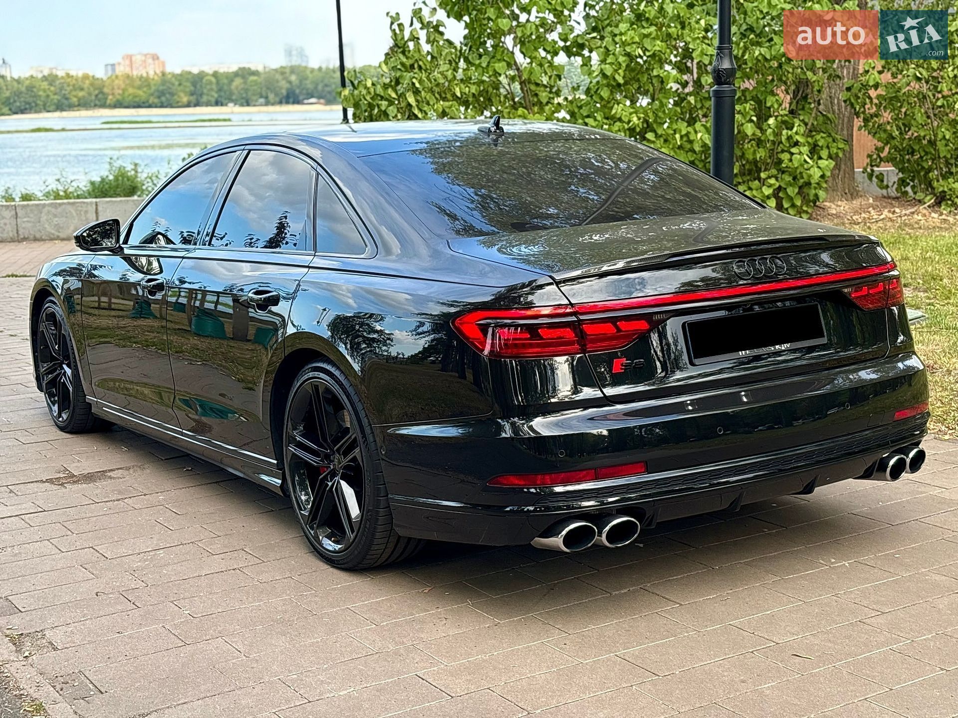 Audi S8 2021 VIN WAUZZZF80MN023475 фото оголошення 16 з 42