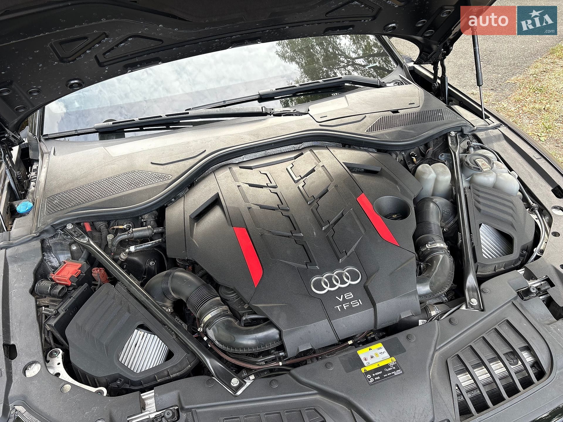 Audi S8 2021 VIN WAUZZZF80MN023475 фото оголошення 42 з 42