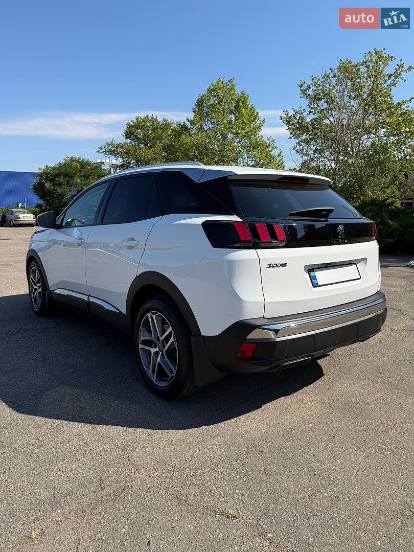 Peugeot 3008 2018 VIN VF3MJAHXVJS349709 фото оголошення 2 з 32