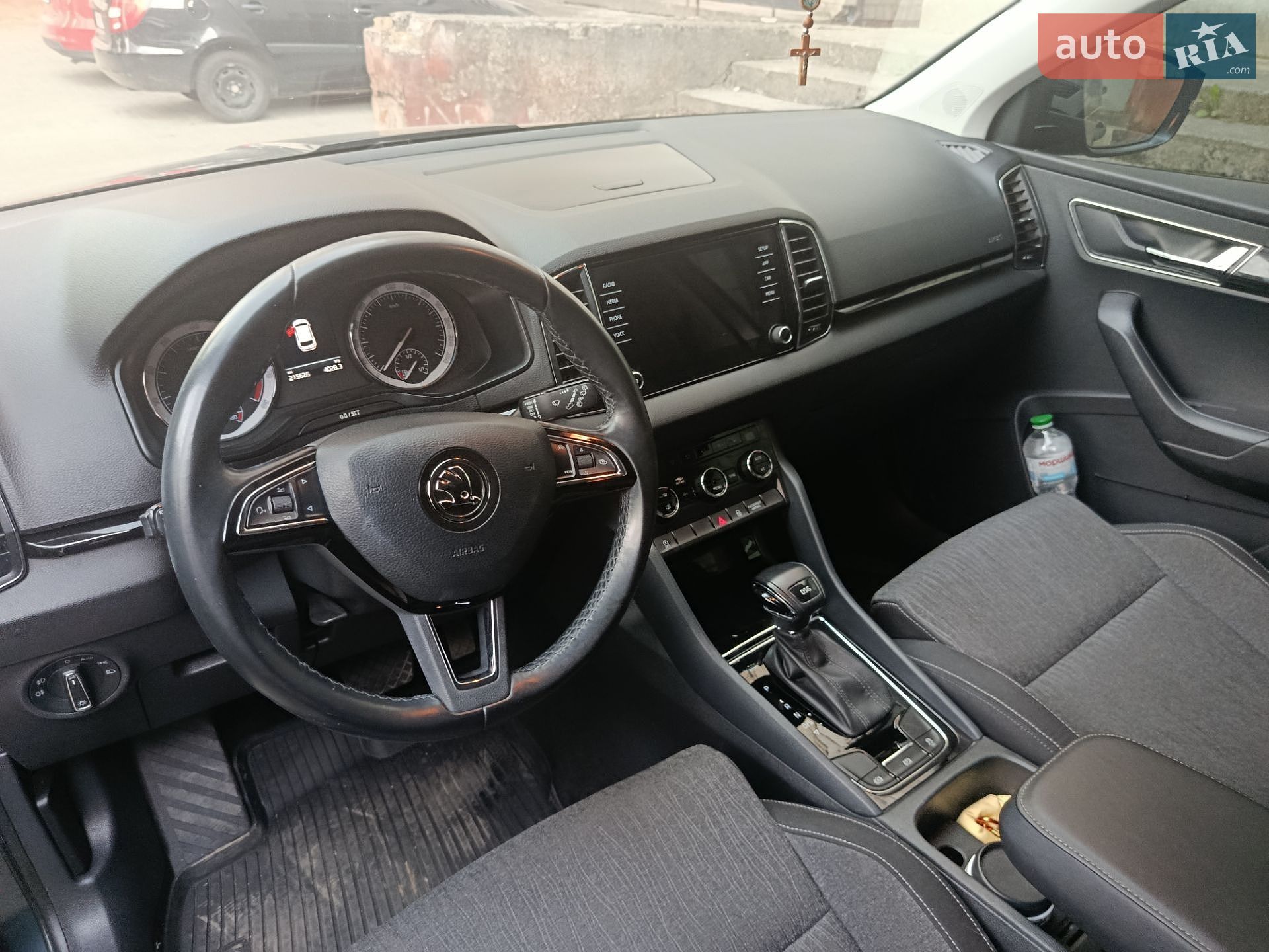 Skoda Karoq 2018 VIN TMBJR6NUXKB200058 фото оголошення 19 з 20