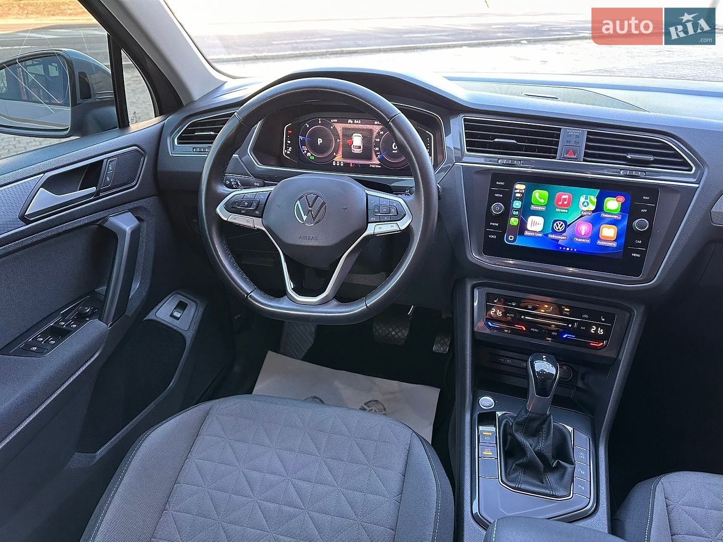 Volkswagen Tiguan 2021 VIN WVGZZZ5NZMW561970 фото оголошення 44 з 112