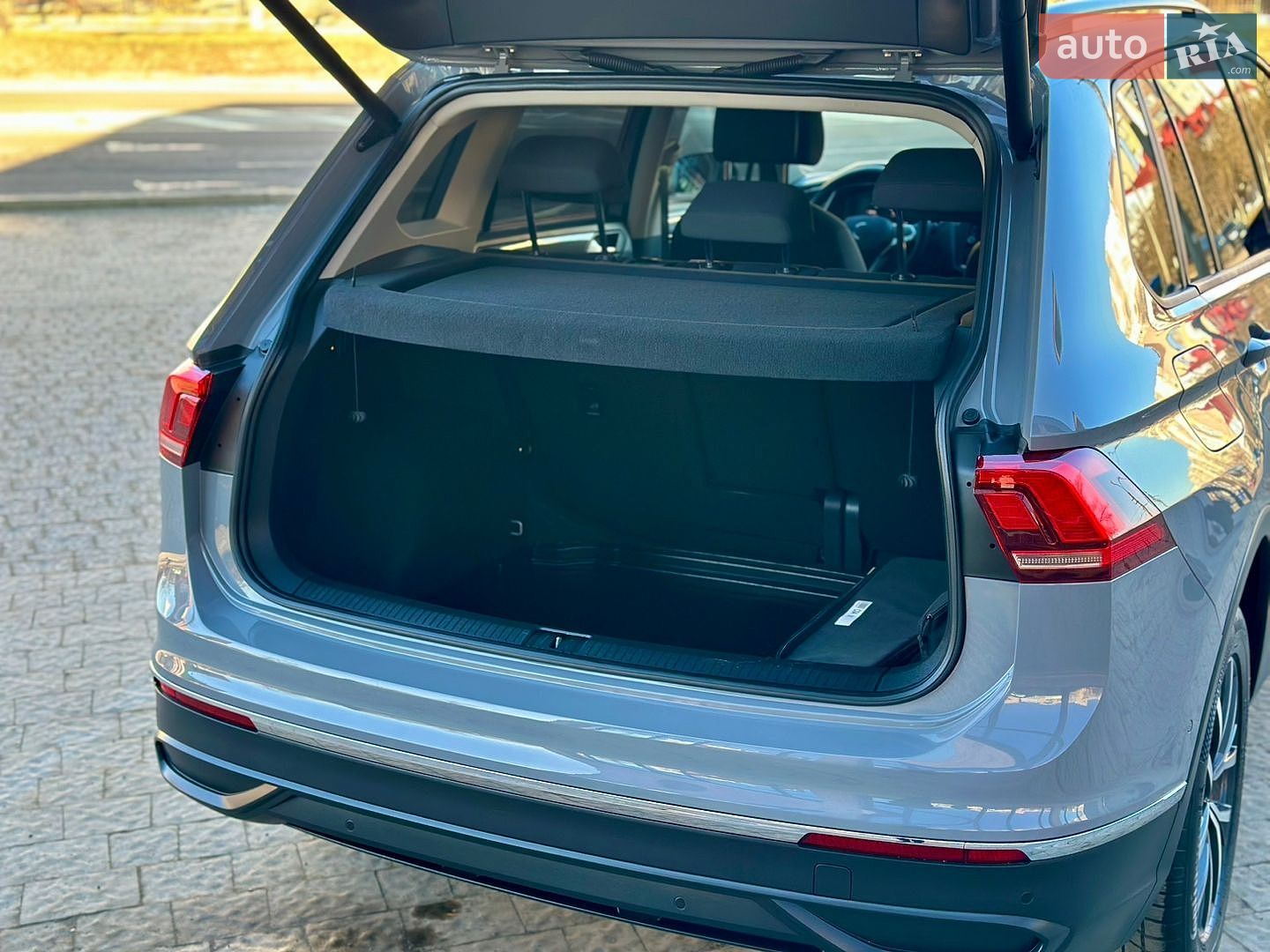 Volkswagen Tiguan 2021 VIN WVGZZZ5NZMW561970 фото оголошення 72 з 112