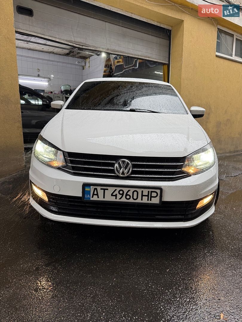 Volkswagen Polo 2017 VIN XW8ZZZ61ZHG051143 фото оголошення 13 з 35