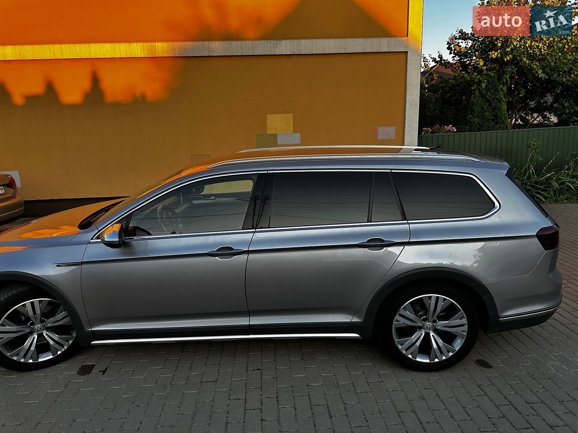 Volkswagen Passat Alltrack 2020 VIN WVWZZZ3CZLE089124 фото оголошення 9 з 60