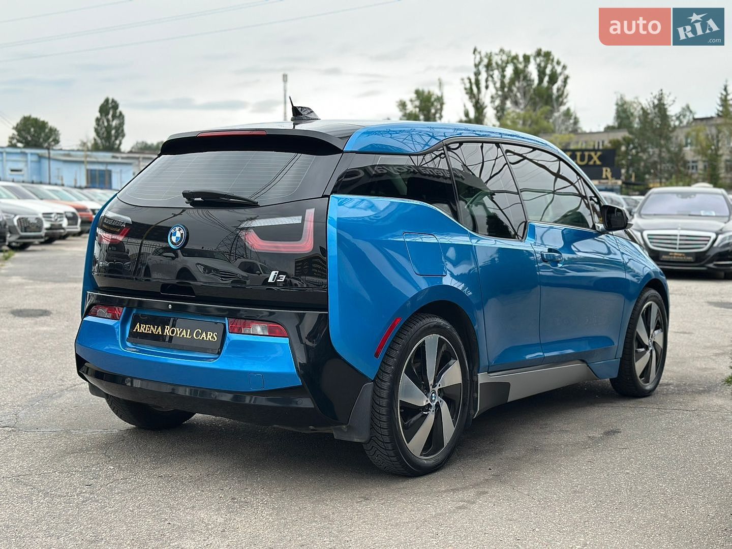 BMW I3 2017 VIN WBY1Z6C3XHV949538 фото оголошення 10 з 32