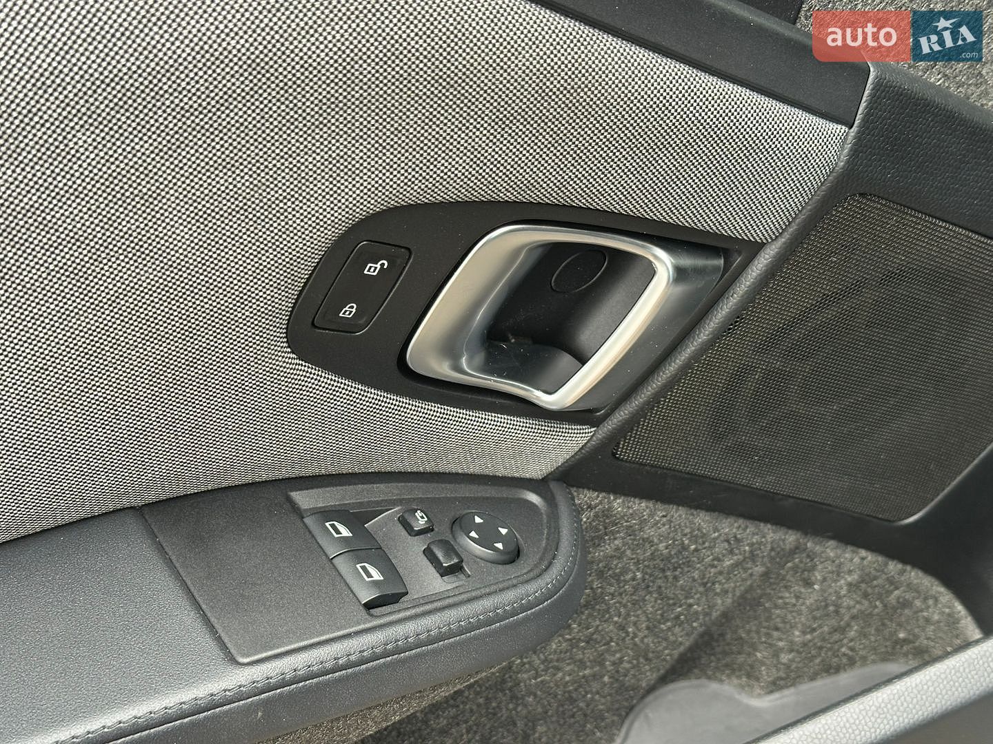 BMW I3 2017 VIN WBY1Z6C3XHV949538 фото оголошення 22 з 32