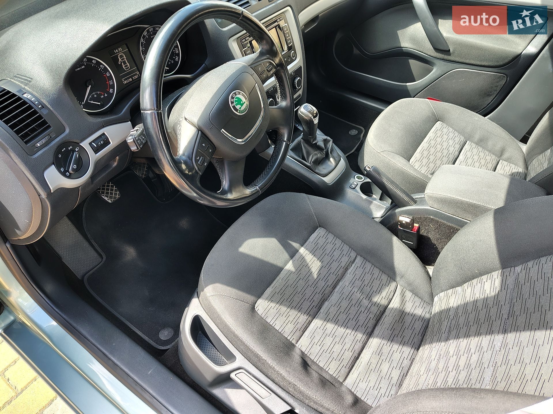 Skoda Octavia 2012 VIN TMBCT21Z0C8026150 фото оголошення 14 з 17