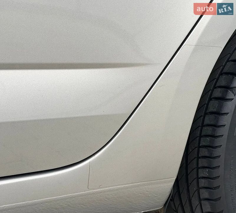 Skoda Octavia 2013 VIN TMBJC7NE4E0110632 фото оголошення 2 з 10