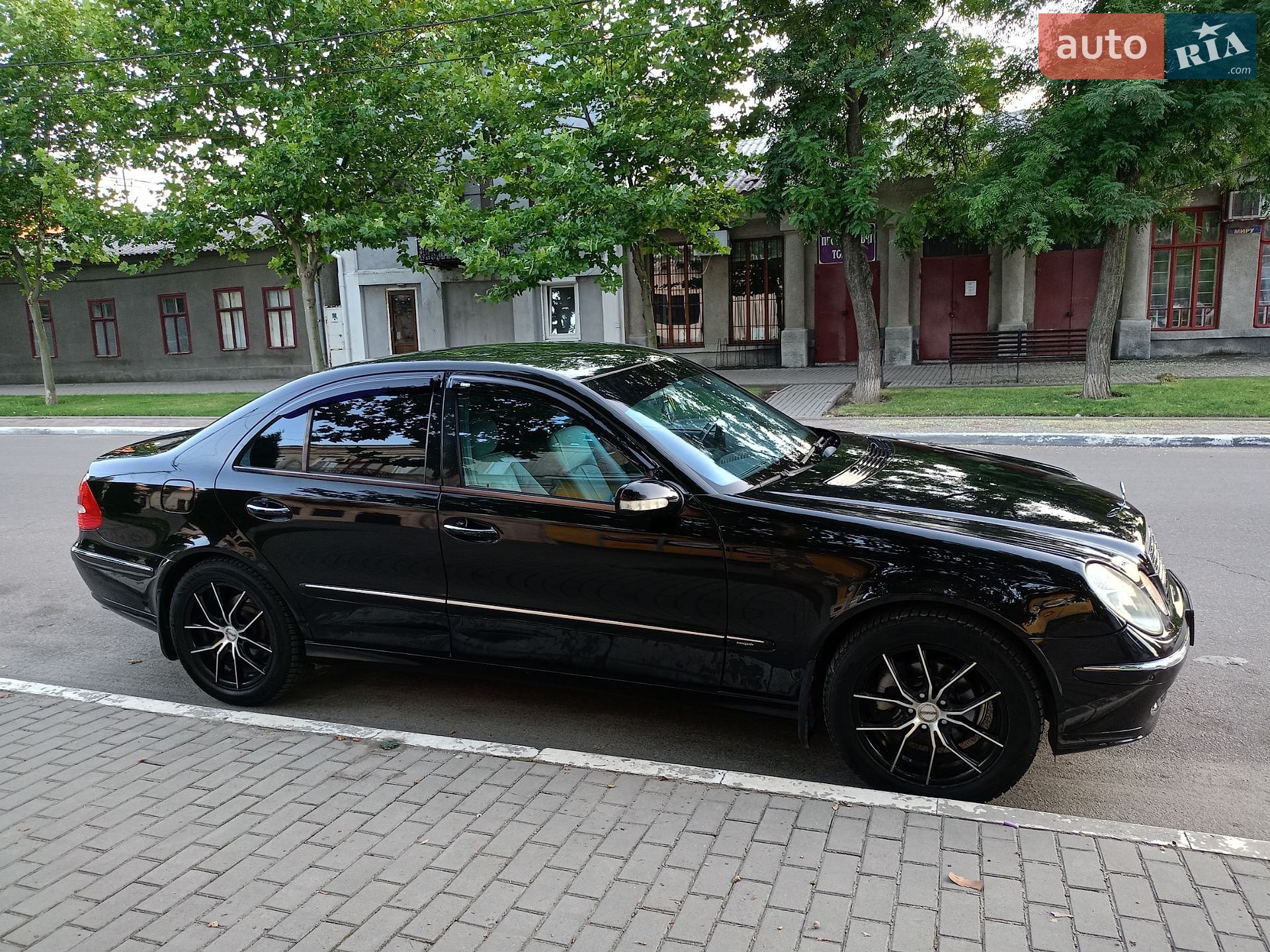 Mercedes-Benz E-Class 2003 VIN Y6D2110613A380346 фото оголошення 8 з 13