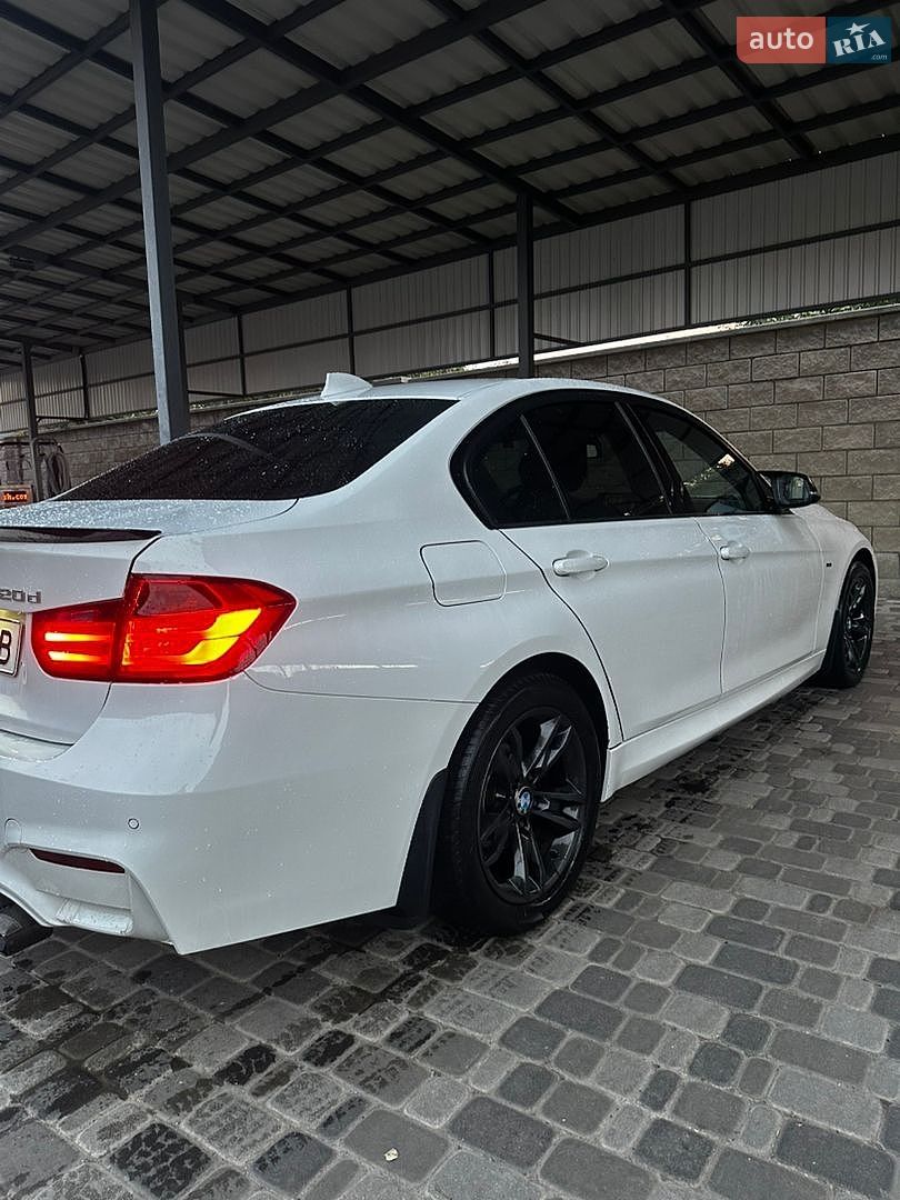 BMW 3 Series 2012 VIN WBA3D31010J263848 фото оголошення 3 з 23